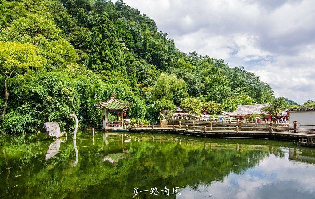 贵州黔灵山公园
