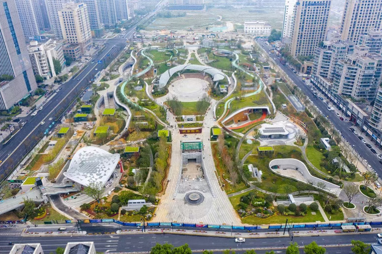 服务升级！西子电梯护航临安地标，以五星维保赋能商业新活力